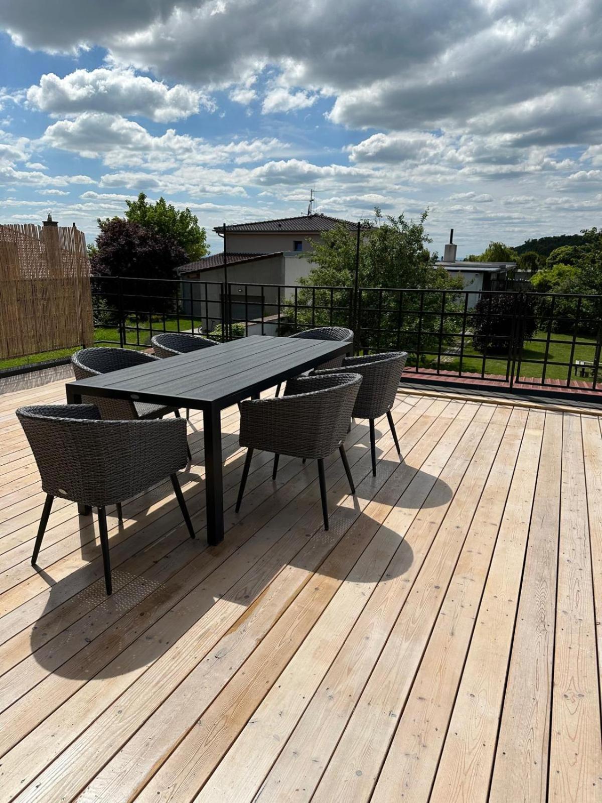 Apartman Lipa Mikulov Buitenkant foto