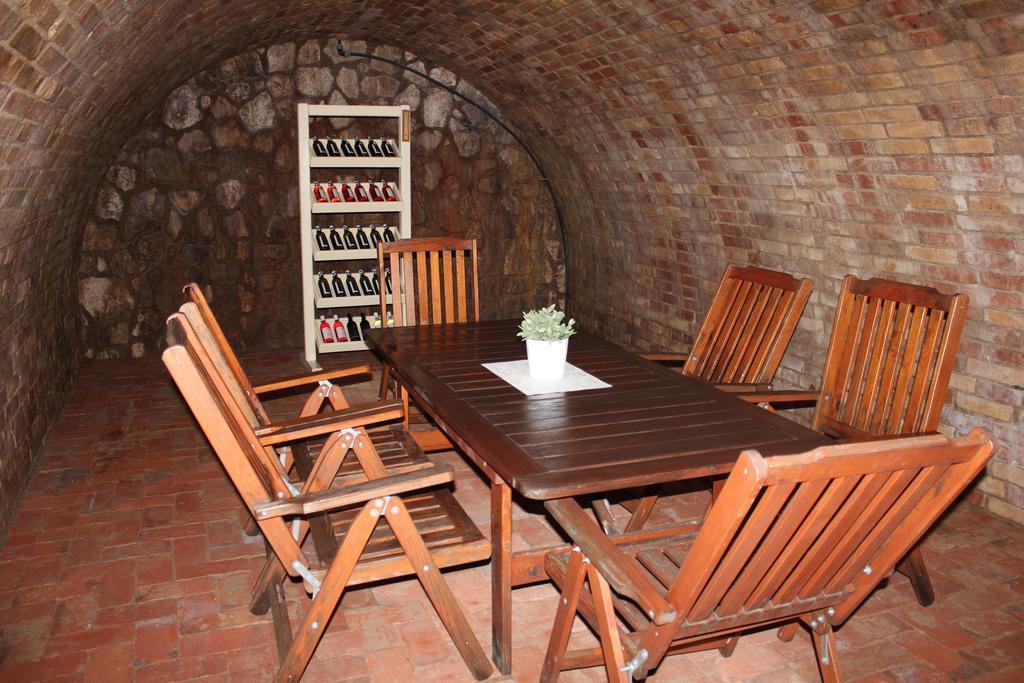 Apartman Lipa Mikulov Kamer foto