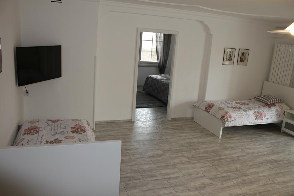 Apartman Lipa Mikulov Kamer foto