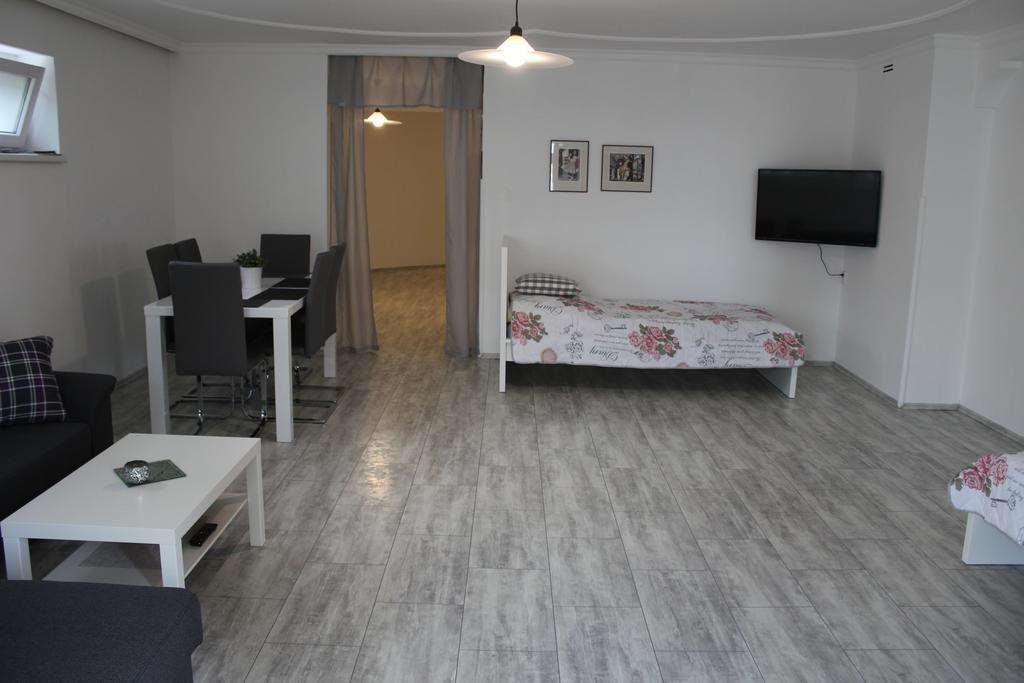 Apartman Lipa Mikulov Kamer foto