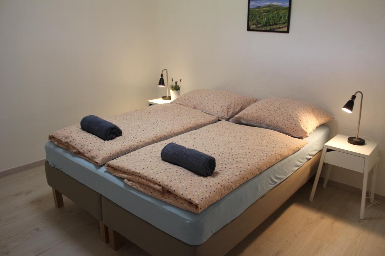Apartman Lipa Mikulov Buitenkant foto