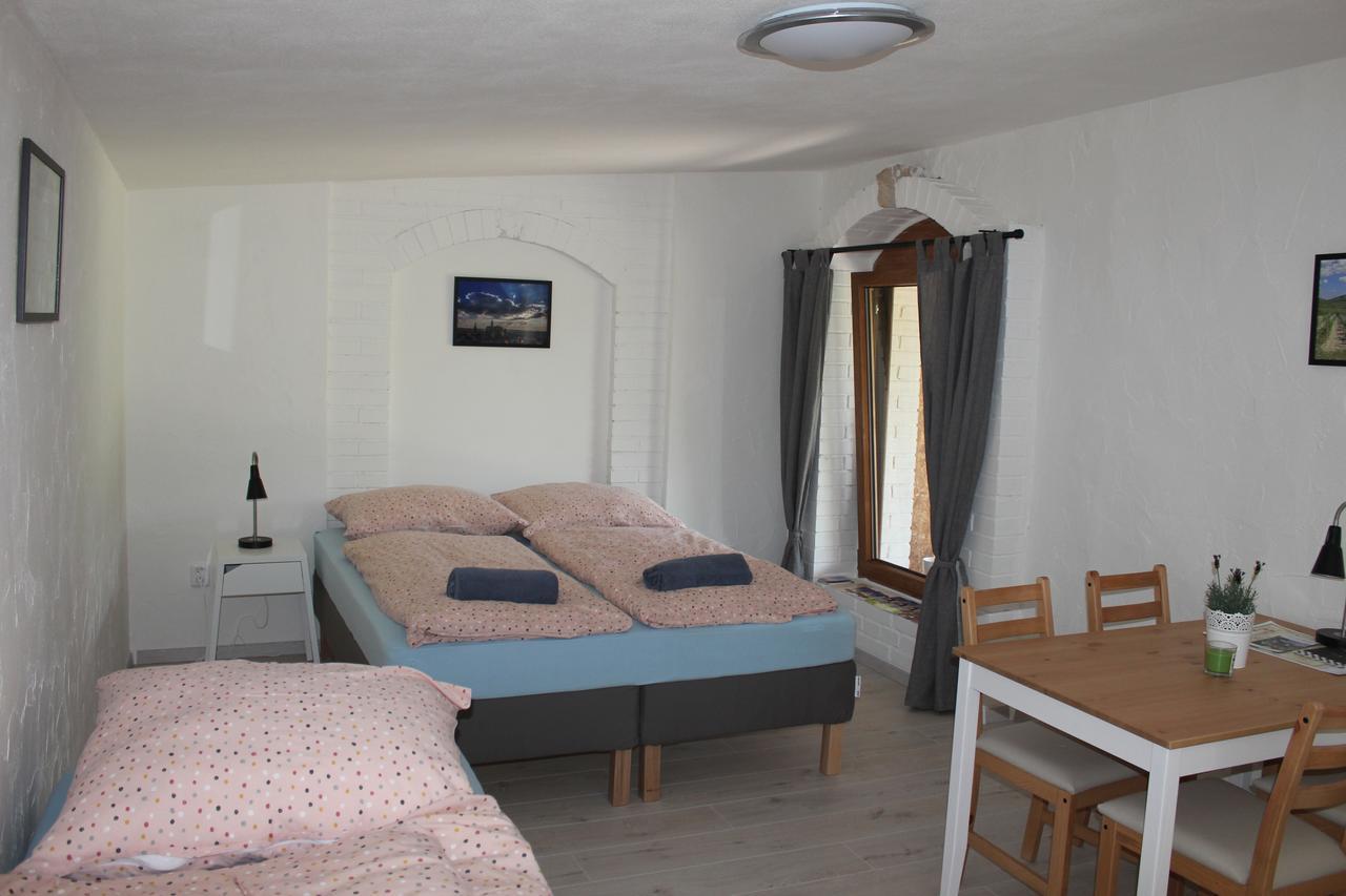 Apartman Lipa Mikulov Buitenkant foto